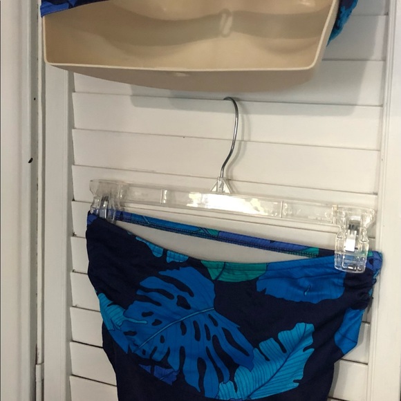 2 Piece Blue Floral Swimsuit Size 8 - Picture 4 of 6